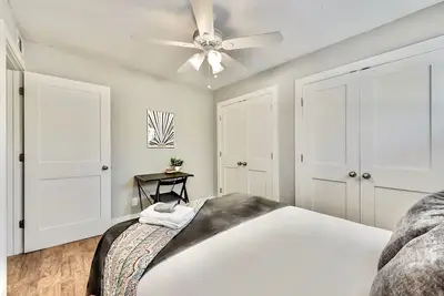 Image de New Listing Bright and Cheerful, near Fair Park