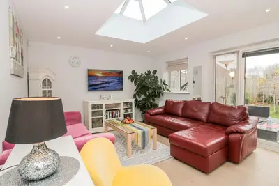 Image de Paradise Villa, pet friendly, with a garden in Highcliffe