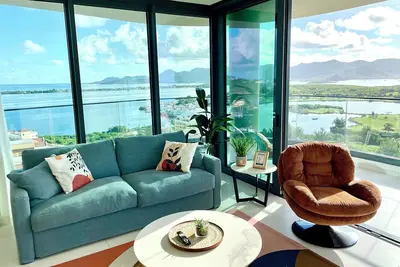 Image de New In Fourteen Towers! Gorgeous 2 bedroom, 17th floor, breathtaking view