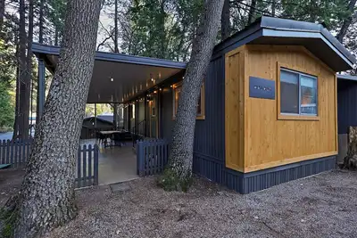 Image de Modern Cabin (Walnut)