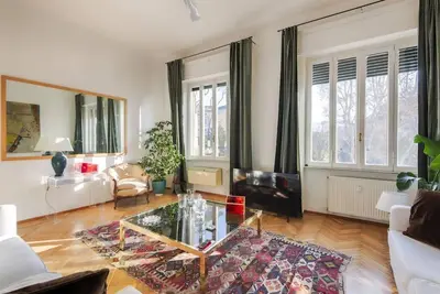 Image de Popolo Square Luxury Two Bedroom Apartment