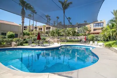 Image de *Warm & Cozy* 1Bed Condo Close to everything! Your