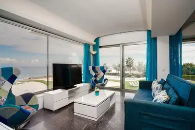 Image de Beachfront Exclusive Apartment, Protaras 1034