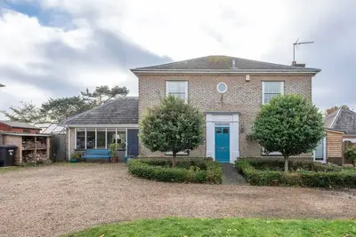 Field View, 4 Palmers Lane, Wrentham