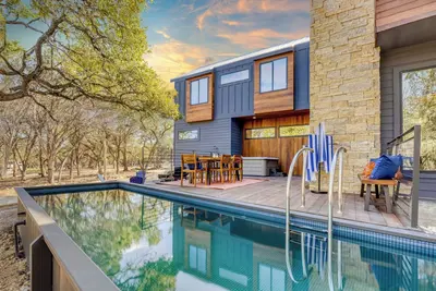 Image de Pool, Hot Tub, Game Room, Fire Pit | Luxe & Private 4bdr | Maverick by AvantStay