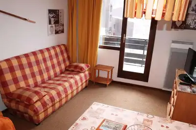 Image de Studio au pied des pistes pour 6 personnes avec balcon, casier à skis et gardien