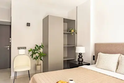 Image de Sanders Tower Centre - Studio accueillant avec balcon