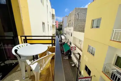 Image de 2 Dormitorios con Balcón en el Centro de Los Cristianos