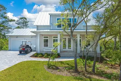 Image de The Gulf Pearl on 30a - 4b/4. 5b Private Pool / 6-Seater Golf Cart