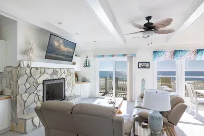 Image de Pier Point 5b3, Oceanfront Condo in Emerald Isle, Nc!