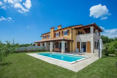 Image de Villa Katharina with pool and sauna