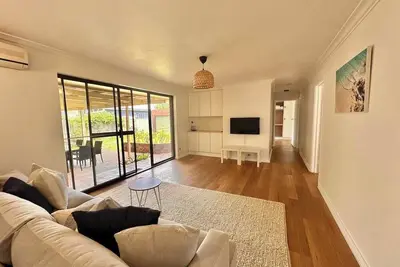 Image de Bluewater Retreat: Pet Friendly Coastal Oasis