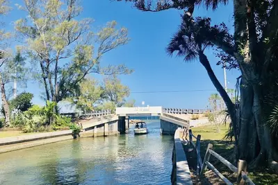 Image de Love Shack on the Water Most desirable location on Ami