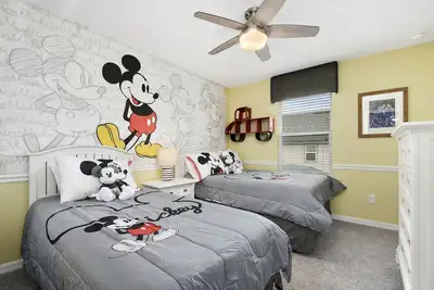 Image de Last Minute Disney Getaway! Private Pool, Hot Tub & Games Room. Book Now! #16468