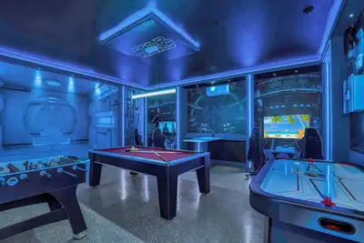 Image de Last Minute Disney! Private Pool, Hot Tub, Game Room & Themed Bedrooms. Book Now! #33644