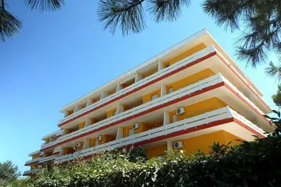 Image de Residence Carina three-room apartment Elegance with garden for 8 people