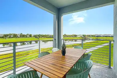 Image de Last Minute Disney Getaway! Luxury Condo with Private Balcony. Book Now! #87991