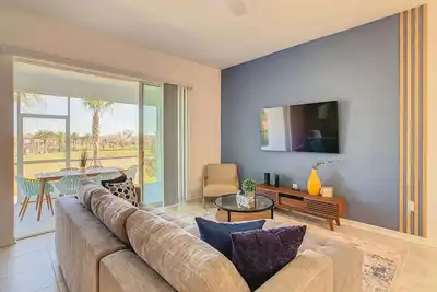 Image de Last Minute Disney Getaway! Luxury Condo with Private Balcony. Book Now! #88029