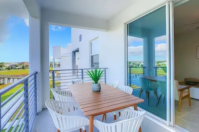 Image de Last Minute Disney Getaway! Luxury Condo with Private Balcony. Book Now! #88039