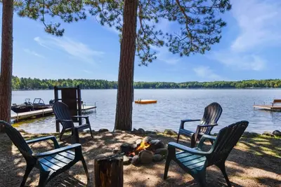 Image de Whispering Waters Bayview Resort Cabin 4