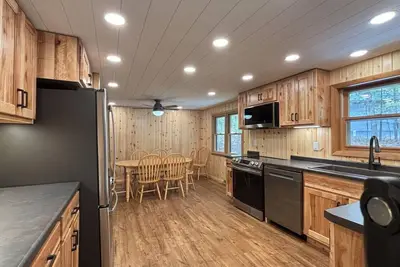 Image de Bayview Resort Sunset Lookout Cabin #6