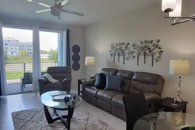 Image de Last Minute Disney Getaway! Luxury Condo with Private Balcony. Book Now! #88099