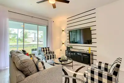 Image de Last Minute Disney Getaway! Themed Bedrooms & Private Balcony. Book Now! #98291