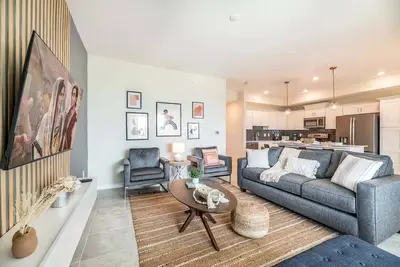 Image de Last Minute Disney Getaway! Themed Bedrooms & Private Balcony. Book Now! #105295