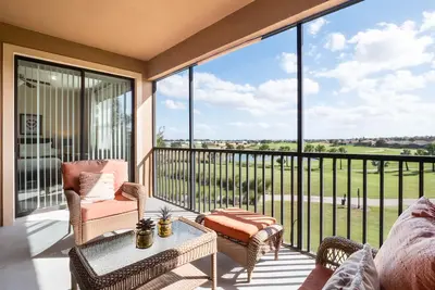 Image de Last Minute Disney Getaway! Townhouse with Private Pool. Book Now! #108419