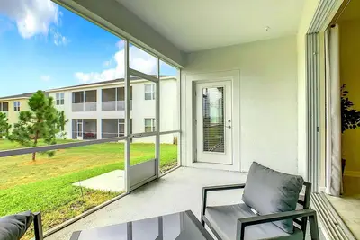 Image de Last Minute Disney Getaway! Luxury Condo with Private Balcony. Book Now! #108625