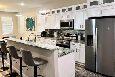 Image de Brand New Construction Home In Historic Ybor City - 5 Mins From Downtown Tampa