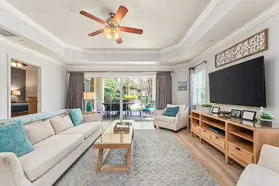 Image de Last Minute Disney Getaway! Luxury Condo with Private Balcony. Book Now! #87723