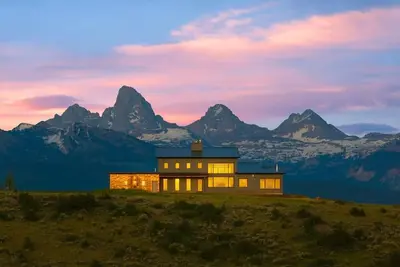 Image de Luxury Ridgetop Retreat w\/ Epic Views & Hot Tub!