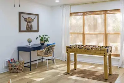 Image de Home Away from Home in Spring