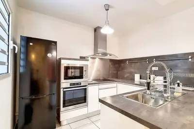 Image de Le P’tit Nid – T2 près du Chu et du centre de St-Denis