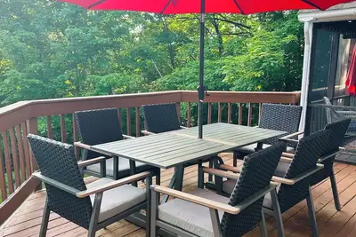 Image de Private Home, King Bed, Beach Access, Fire Pit