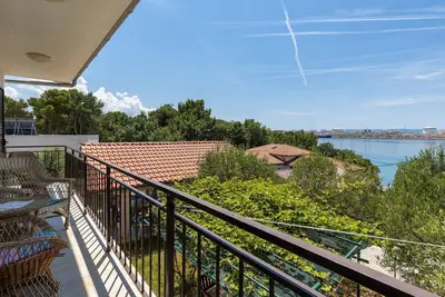 Image de Bel appartement à Omisalj avec Wi-Fi