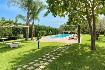 Image de Magnifique maison de vacances privée avec Wifi, piscine privée, climatisation, terrasse et parking