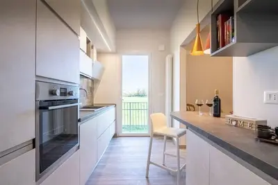Image de [Villino Dany] 2 Bedrooms, Garden & Private Parking with WallBox