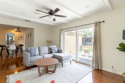 Image de Luxe San Jose 4br w/ Parking, nr Groceries & Theme Parks, by Blueground