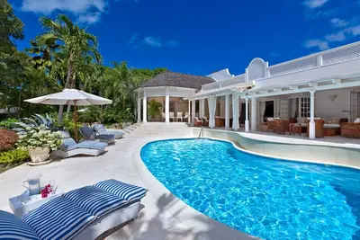 Image de Klairan | 4-bedroom villa located in the exquisite Sandy Lane Estate.