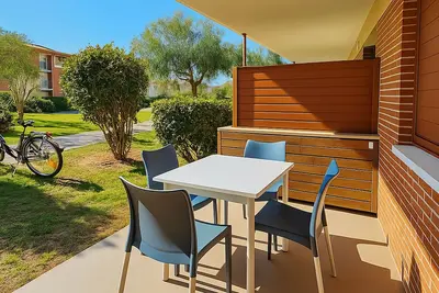 Image de Appartement F2 avec terrasse, jardin, parking et accès piscine à 500m du village d'Argelès-sur-Mer