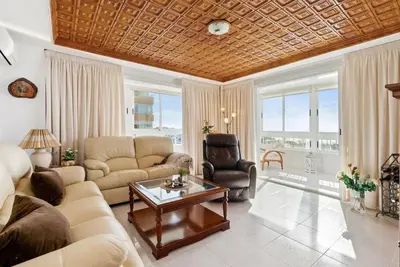 Image de Apartment with 3 bedrooms near the sea and the beach!