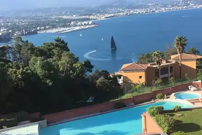 Image de Splendide Appartement Vue Mer Theoule sur Mer