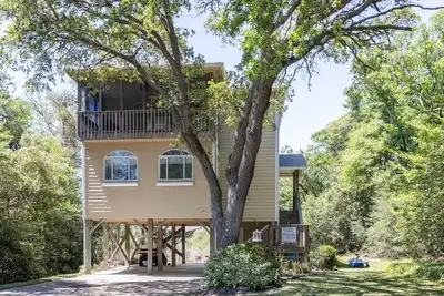 Image de Sandy Paws, Oceanside House in Emerald Isle, Nc!