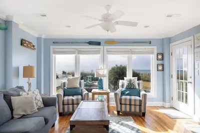 Image de Seas The Day, Oceanfront House in Pine Knoll Shores, Nc!