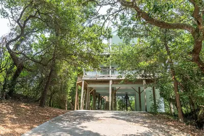 Image de Seascape, Oceanview House in Emerald Isle, Nc!