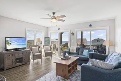 Image de Summervilla, Almost Oceanfront House in Emerald Isle, Nc!