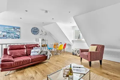 Image de 17 At The Beach - an apartment that sleeps 4 guests in 2 bedrooms