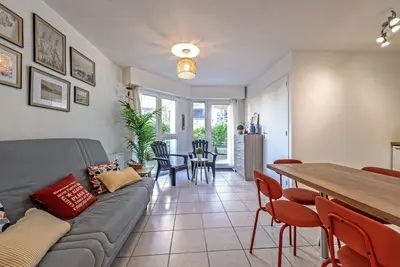 Image de Appartement 'Appartement 4 Pers 50m De La Plage' avec terrasse privée et Wi-Fi